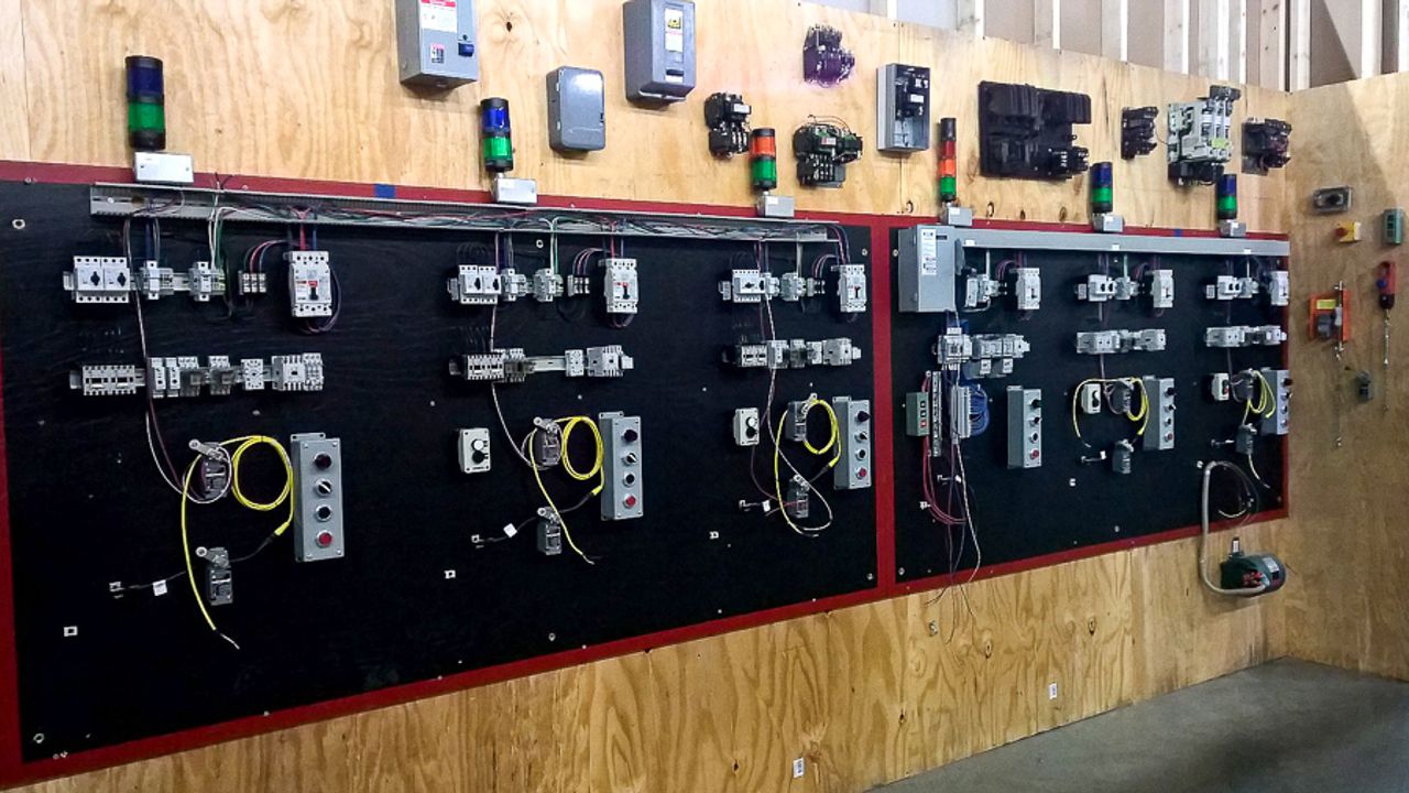 Carolinas Electrical Training Institute classroom